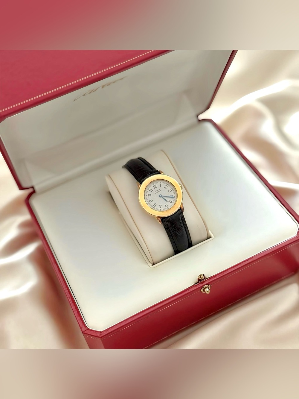 AUTHENTIC VINTAGE CARTIER BLACK LEATHER WATCH - WITH BOX - Picture 2 of 8